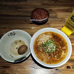 波叔草帽面張用戶圖片