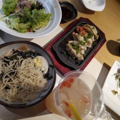 Yixiu Sushi (jinqiaoguojiguangchang) User Photo