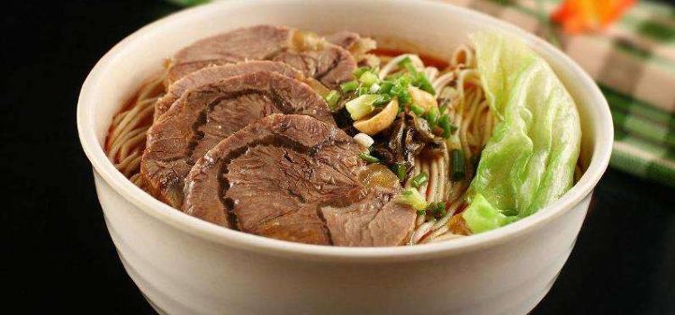 熬骨香纯汤牛肉拉面(县委店)