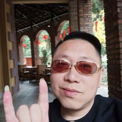 HUA JING SHI GUANG User Photo