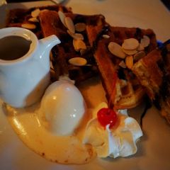 Cafe Batavia User Photo