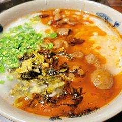 峨嵋小镇·天府小吃荟(勒泰店) User Photo