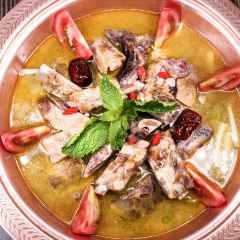 阿大妈腊排骨火锅(木府店) User Photo