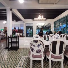 One Chun Cafe & Restaurant User Photo