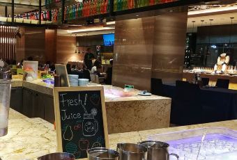 Sheraton Grand Zhengzhou Hotel·Shengyan biaozhi Restaurant User Photo