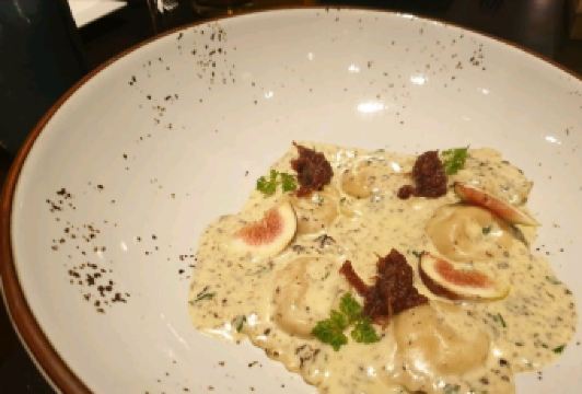 เมดิชิ คิทเช่น แอนด์ บาร์ User Photo