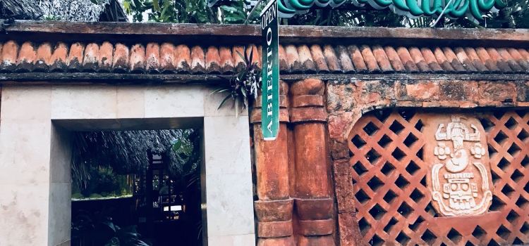 La Habichuela Downtown