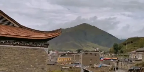 新都橋卓瑪藏家