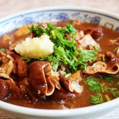 MENKUANGHUTONGBAINIANLUZHU User Photo