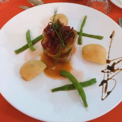 Pirogue Restaurant & Bar User Photo