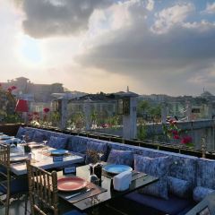 Roof Mezze 360 Restaurant User Photo