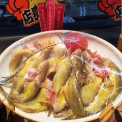 帅巴人舅母子腊蹄民俗村 User Photo
