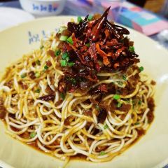 liangliang User Photo