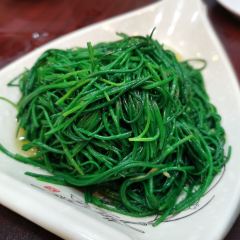 Jingyuangaliumeiweiyanggaorou User Photo