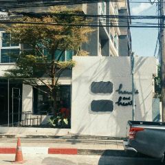 Hands and Heart 여행 사진