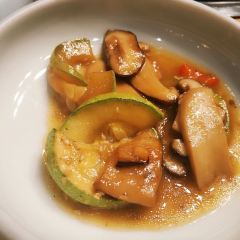 枣玛露脊骨汤·烤肉(西塔总店) User Photo