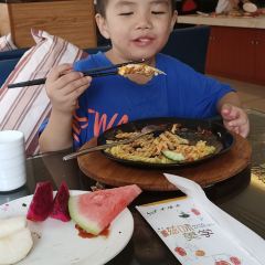 Niuboshiniupaixiuxian Restaurant (dingnan) 여행 사진