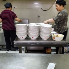 周记粉店(县正街店) User Photo
