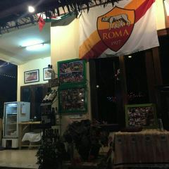 Johnny's Pizza Italian Restaurant User Photo