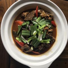 寨子里的钵钵菜(凤凰虹桥店) User Photo