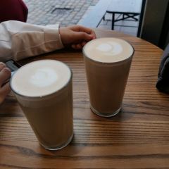 Bastard Café張用戶圖片