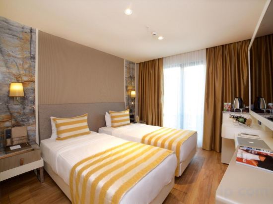 Icon Hotel Taksim Room Type - Superior Room With Twin Bed