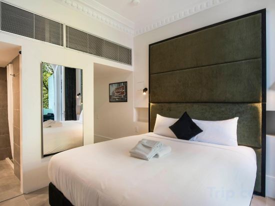 Sydney Boutique Hotel - Tap to explore photos