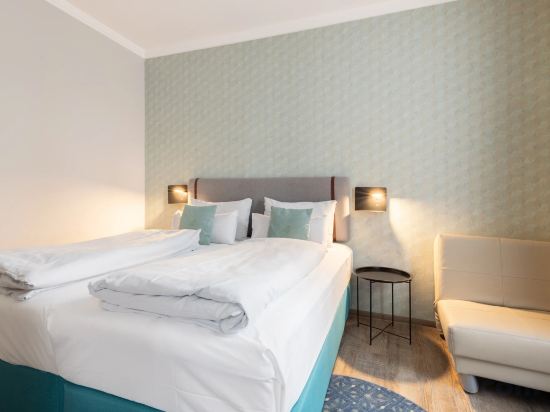 Garner Hotel Vienna by IHG - Tap to explore photos