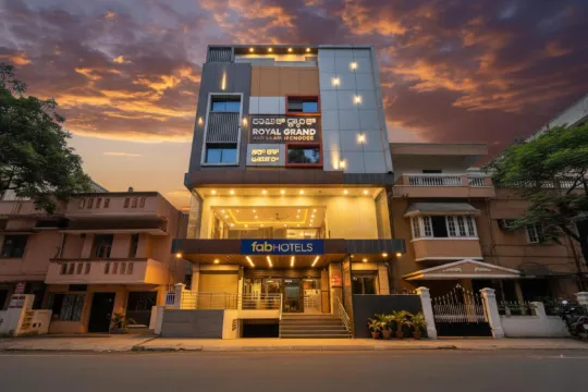 FabHotel Royal Grand - Basaveshwar Nagar