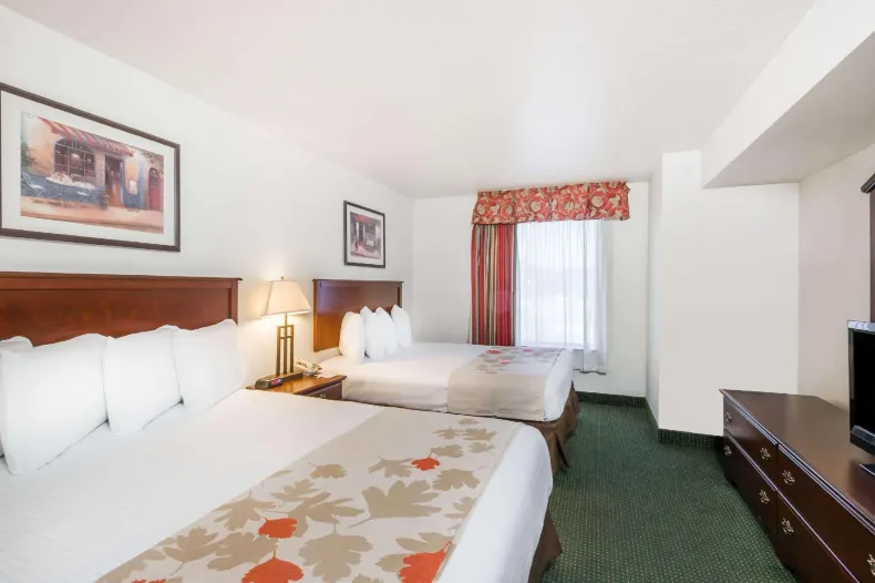 Clarion Pointe Charleston - West Ashley