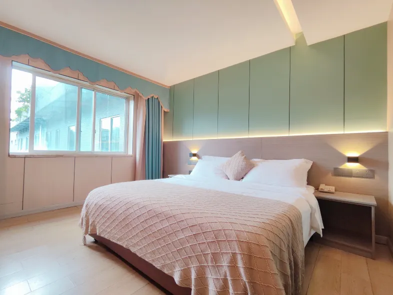 重慶雅閣主題飯店（梁平高鐵南站店）