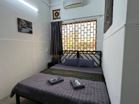 The Eighty8 PP Room Type - Double or Twin Room