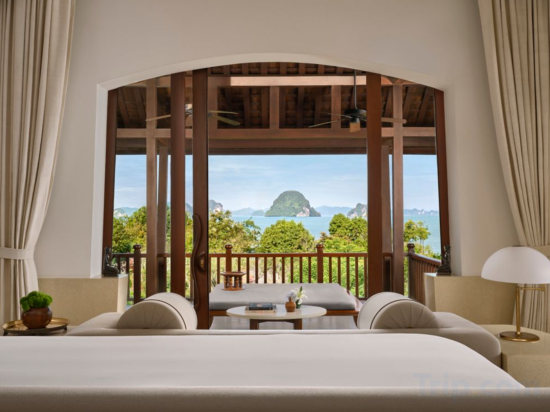 Phulay Bay, a Ritz-Carlton Reserve Room Type - Ocean Pavilion, Guest room, 1 King, Sofa bed