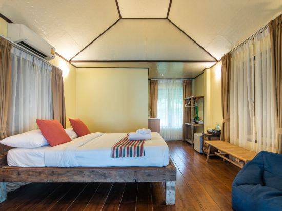 Pawapi Beach Resort Room Type - Beachfront Bungalow