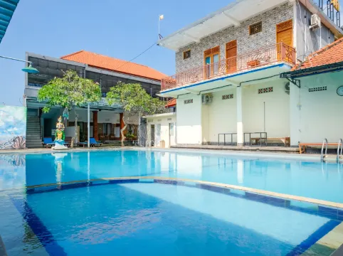 RedDoorz Plus @ Singaraja