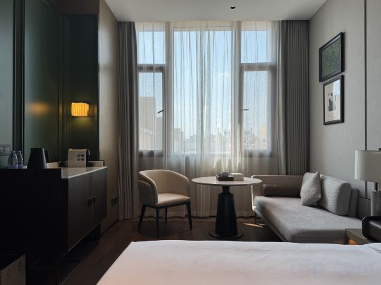Shanghai HuHua Grand Hotel Room Type - Standard Queen Room