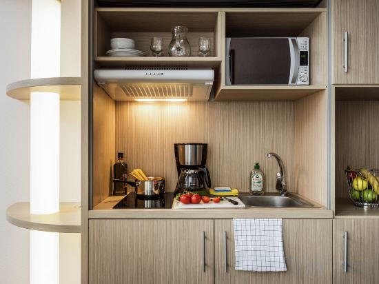 Aparthotel Adagio Paris Malakoff Chatillon - Tap to explore photos