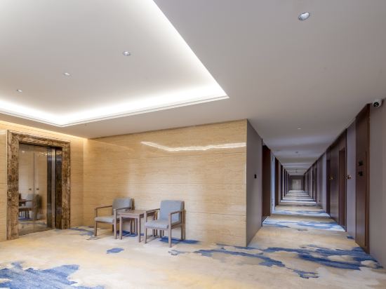 Others 3, Fuyuan Business Hotel, Hefei