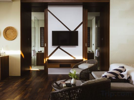 Sundancer Residences & Villas Lombok Room Type - Ocean View Villa with Private Infinity Pool 