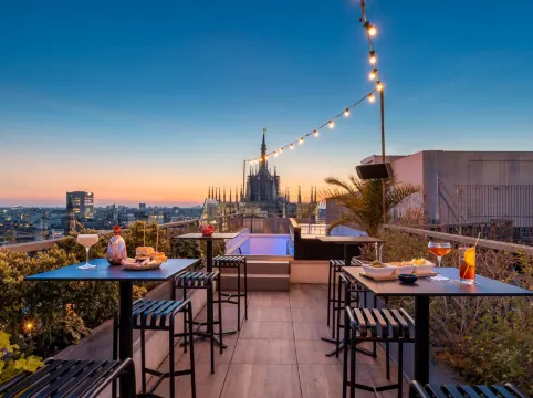 米蘭安巴夏特利IH酒店