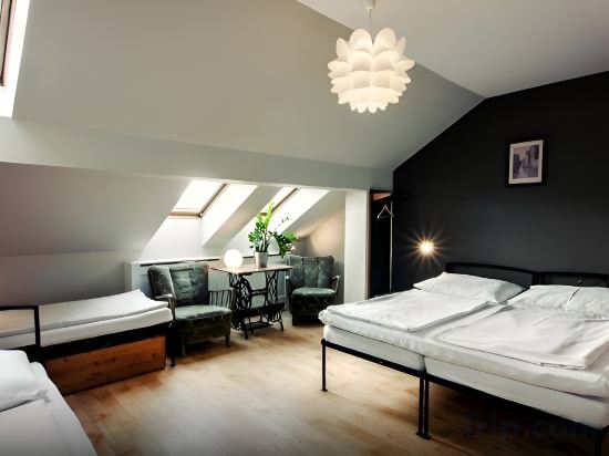 Sir Toby's Hostel Room Type - Quadruple Room Sir Toby's Hostel Room Type - Quadruple Room