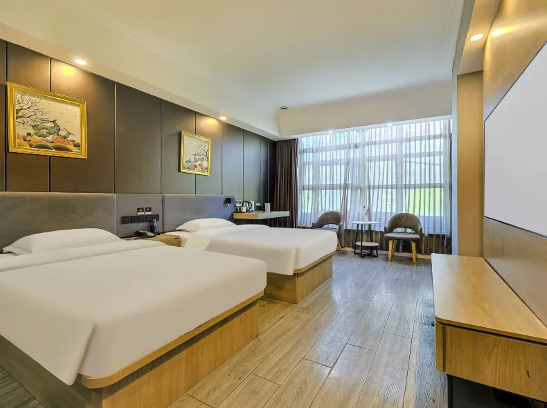 Homeinn Huayi Selected (Shijiazhuang Xinbai Square Vientiane City Zhongshan West Road)