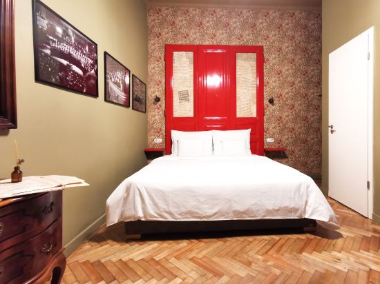 Metropolis Budapest Boutique Hotel - Tap to explore photos