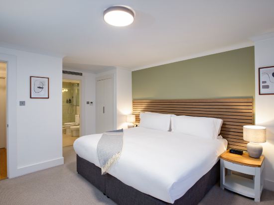 Monarch House Serviced Apartments Room Type - Deluxe Two-Bedroom Apartment