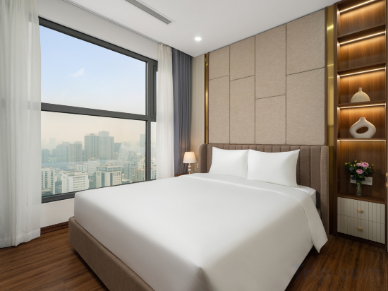 ARAVELLE SUITES Room Type - GRAND SUITE 3-BEDROOM