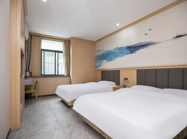 Qingmu Hotel (Nanjing Xuanwu Lake Youth Square Subway Station Branch)