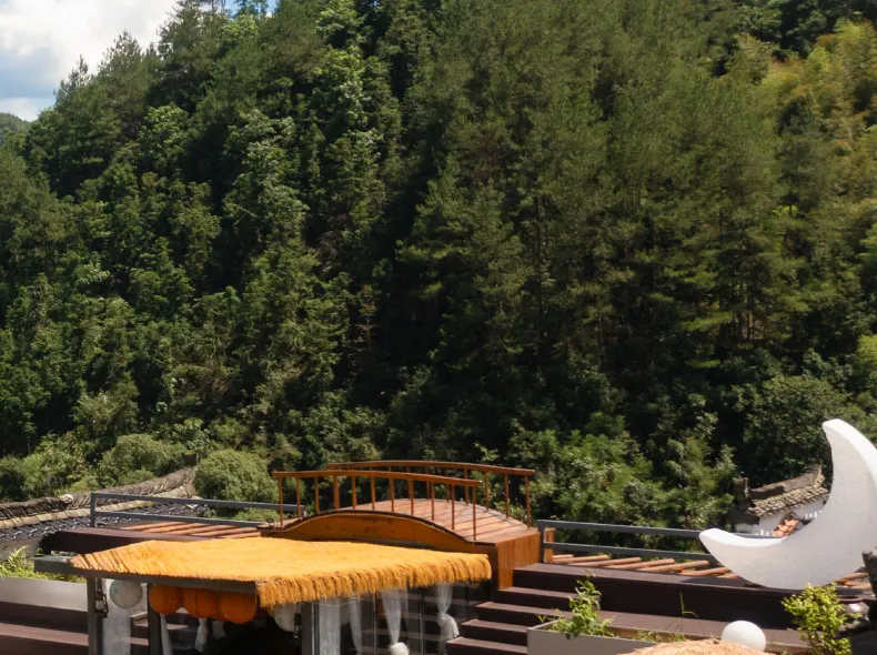 Floral Hotel·Yunshan Hotel (Huangling Scenic Area Branch)