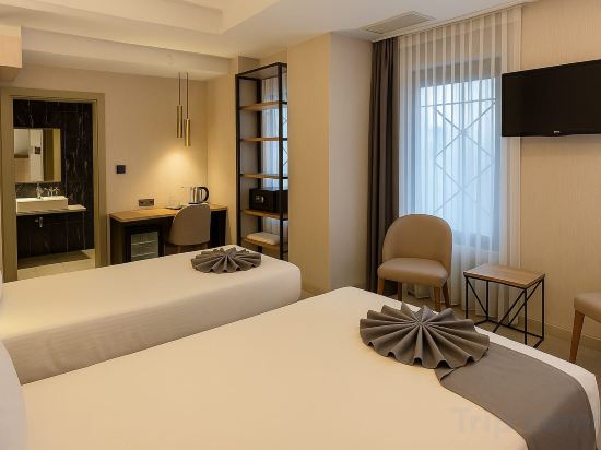 Imagine Istanbul - Sultanahmet Room Type - Standard Triple Room - Lobby Floor Imagine Istanbul - Sultanahmet Room Type - Standard Triple Room - Lobby Floor