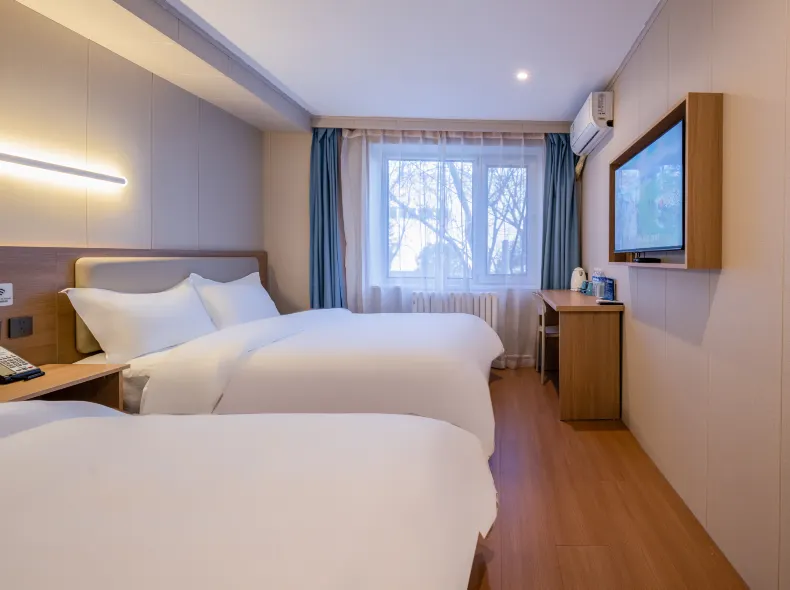 Rujia Huayi Select Hotel (Beijing Guozhan Xibahe Subway Station)