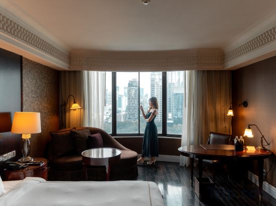 Hotel Muse Bangkok Langsuan - Tap to explore photos